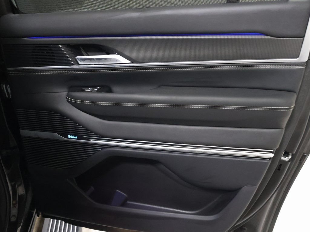New 2025 Jeep Grand Wagoneer L Series II Obsidian w/ Quick Order Packagew 28T AWD/4WD image 29