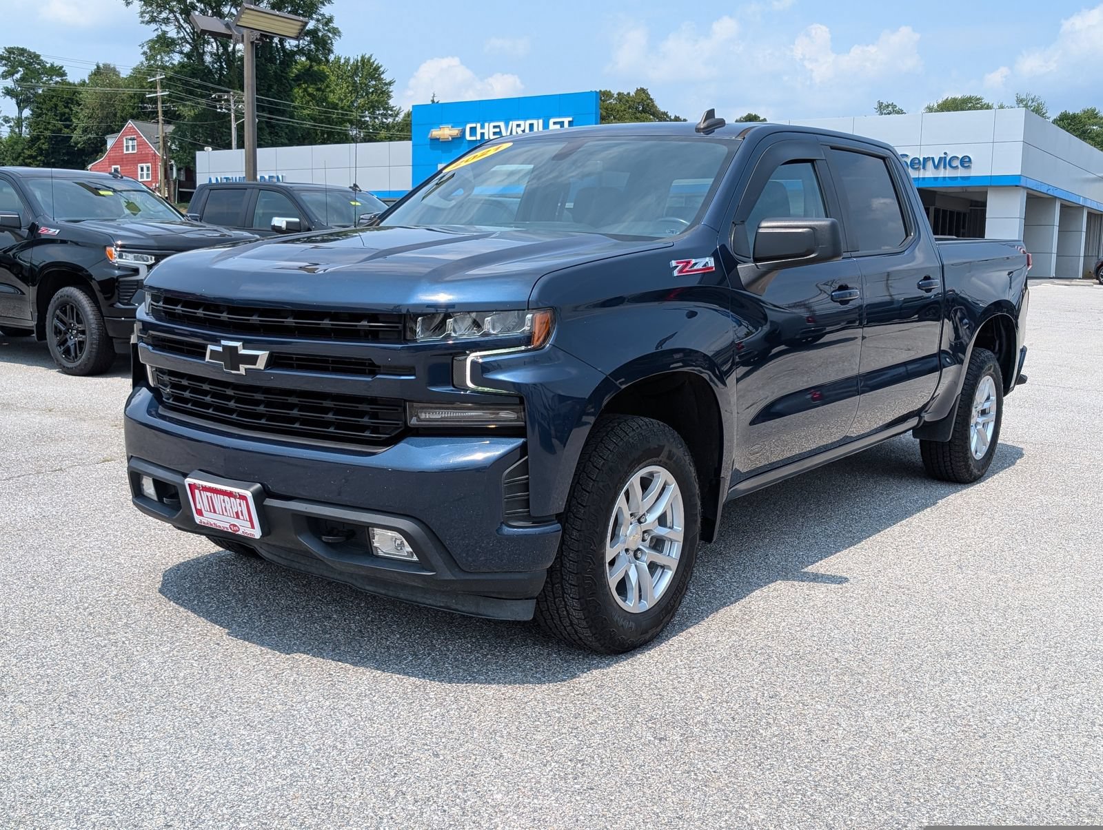 Used 2021 Chevrolet Silverado 1500 RST w/ Convenience Package II AWD/4WD image 7