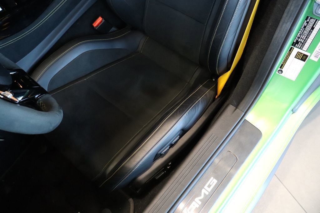 Used 2020 Mercedes-Benz AMG GT R image 16