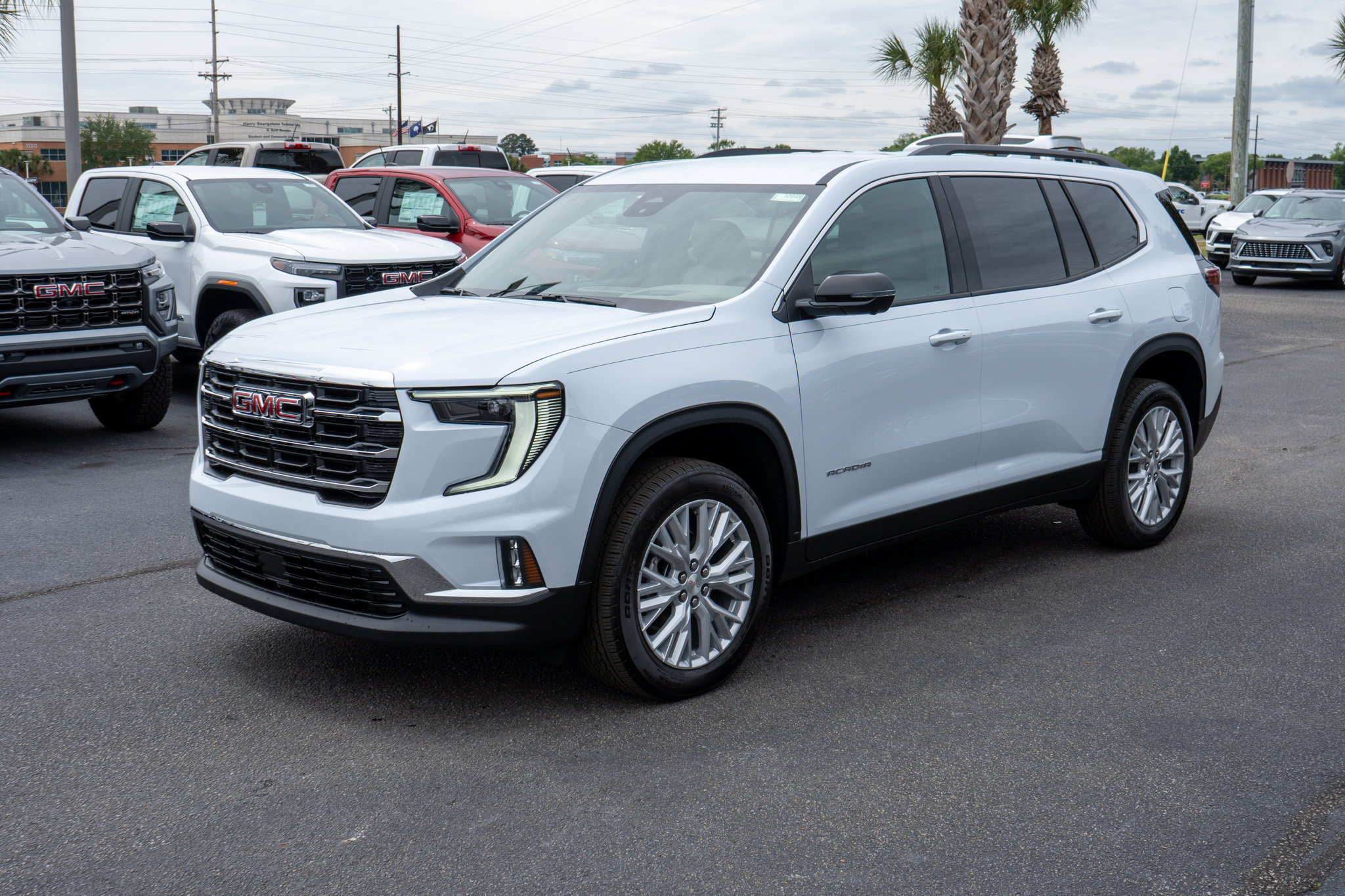 New 2026 GMC Acadia Elevation FWD image 8