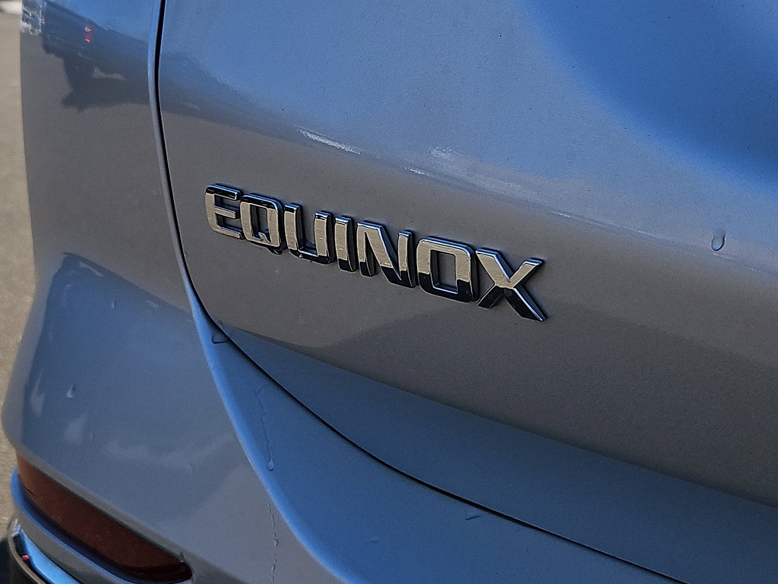 Used 2018 Chevrolet Equinox LS image 30