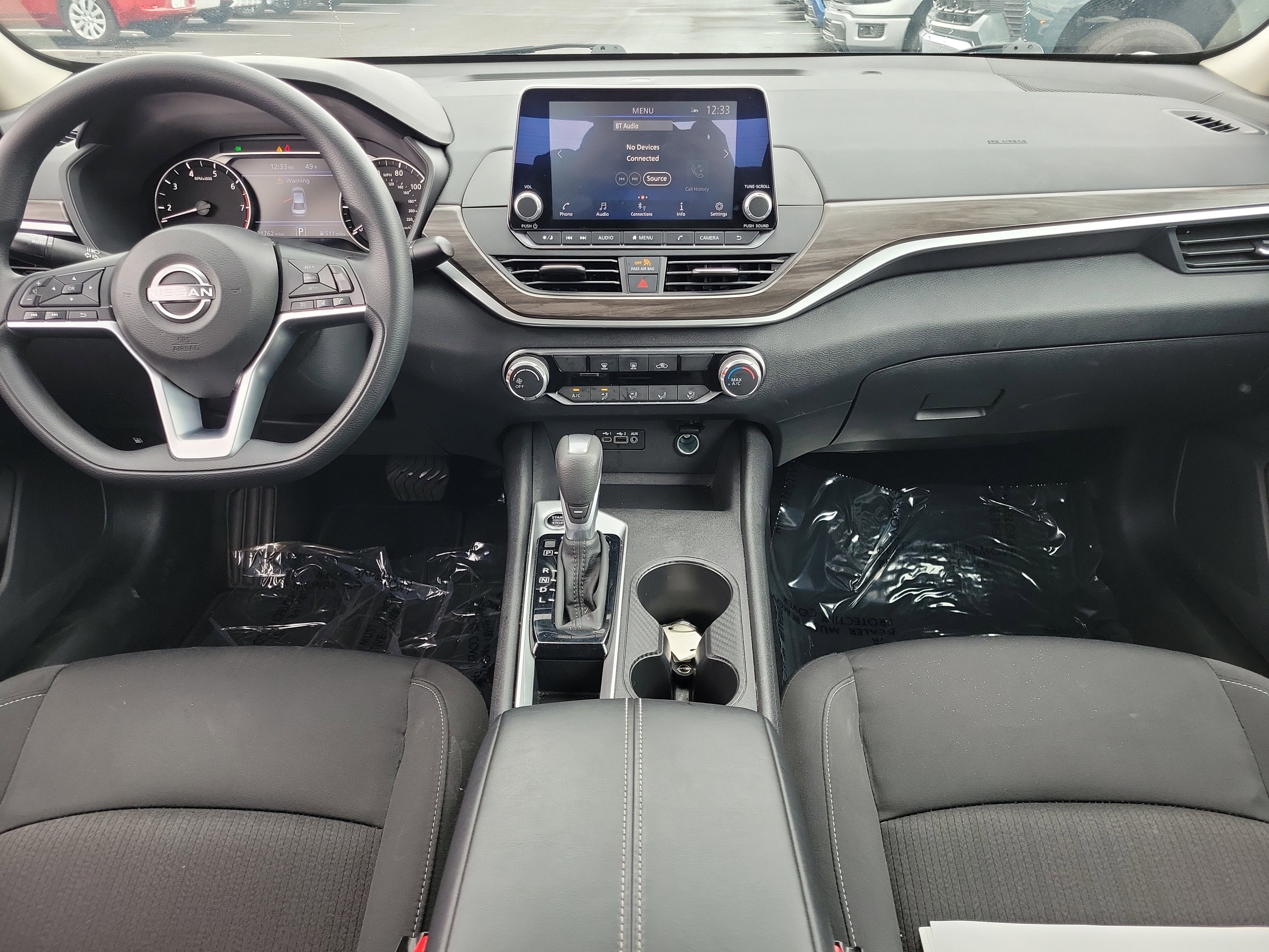 Used 2025 Nissan Altima 2.5 SV FWD image 9