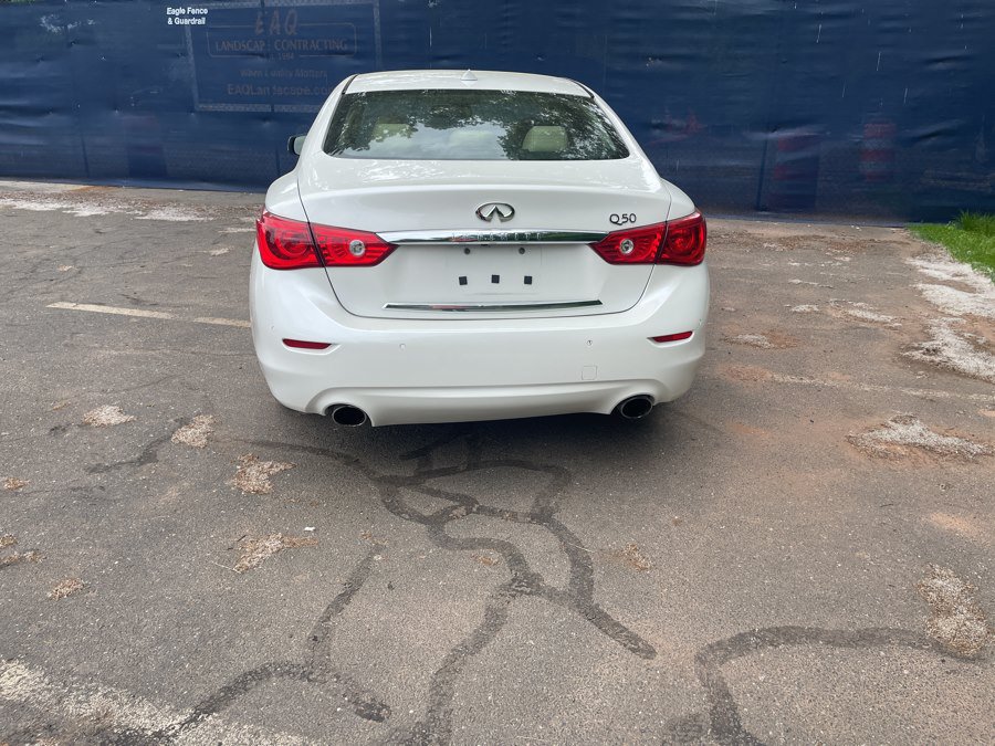 Used 2016 INFINITI Q50 3.0t Premium w/ Driver Assistance Package RWD image 28