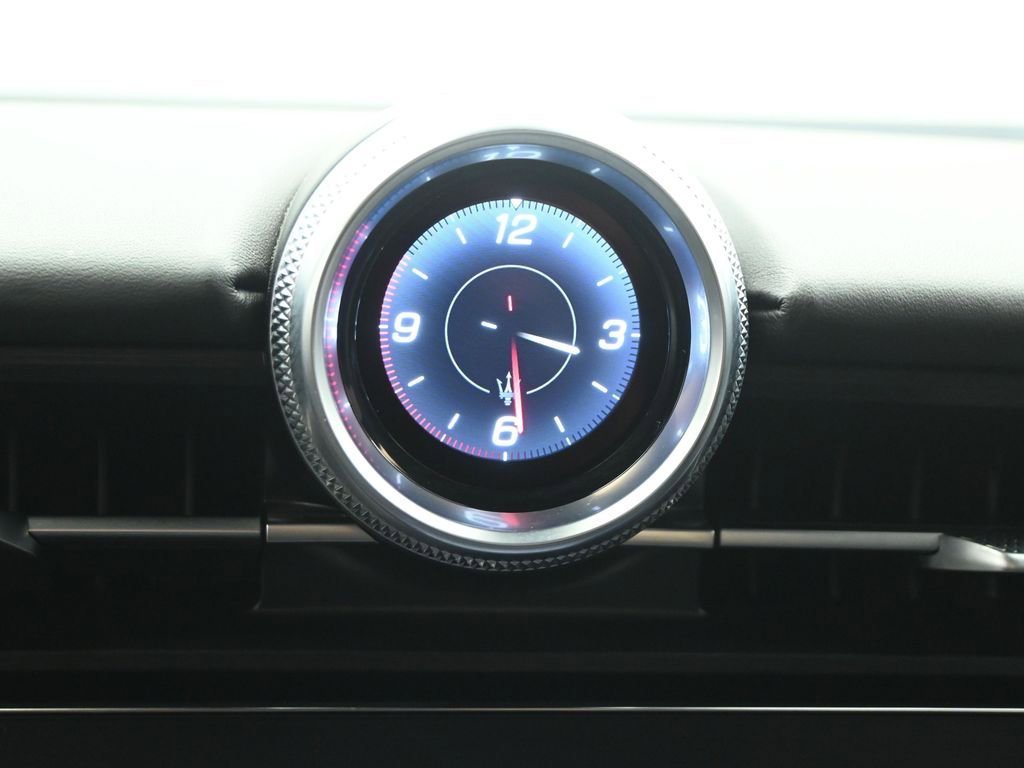 Used 2024 Maserati GranTurismo Modena image 16