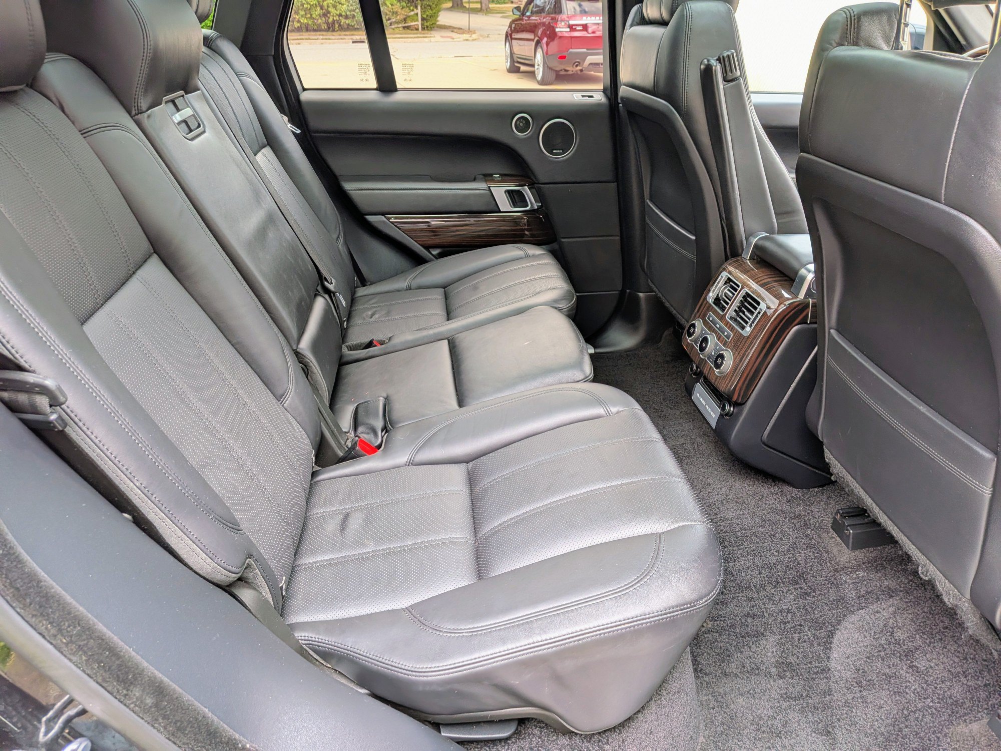 Used 2017 Land Rover Range Rover HSE AWD/4WD image 10