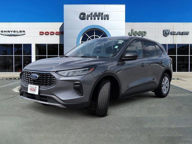 Used 2025 Ford Escape Active w/ Tech Pack #1 FWD image 11