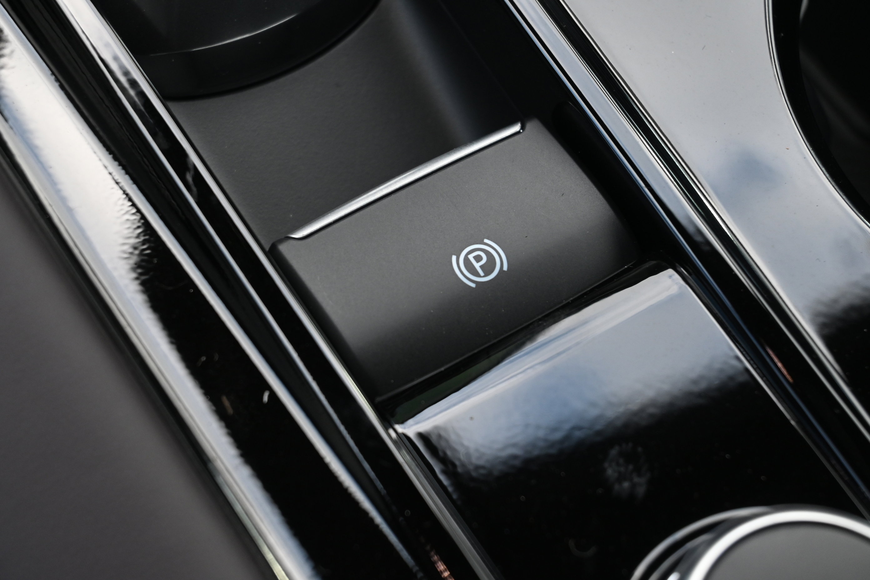 New 2026 Ford Explorer Platinum image 30