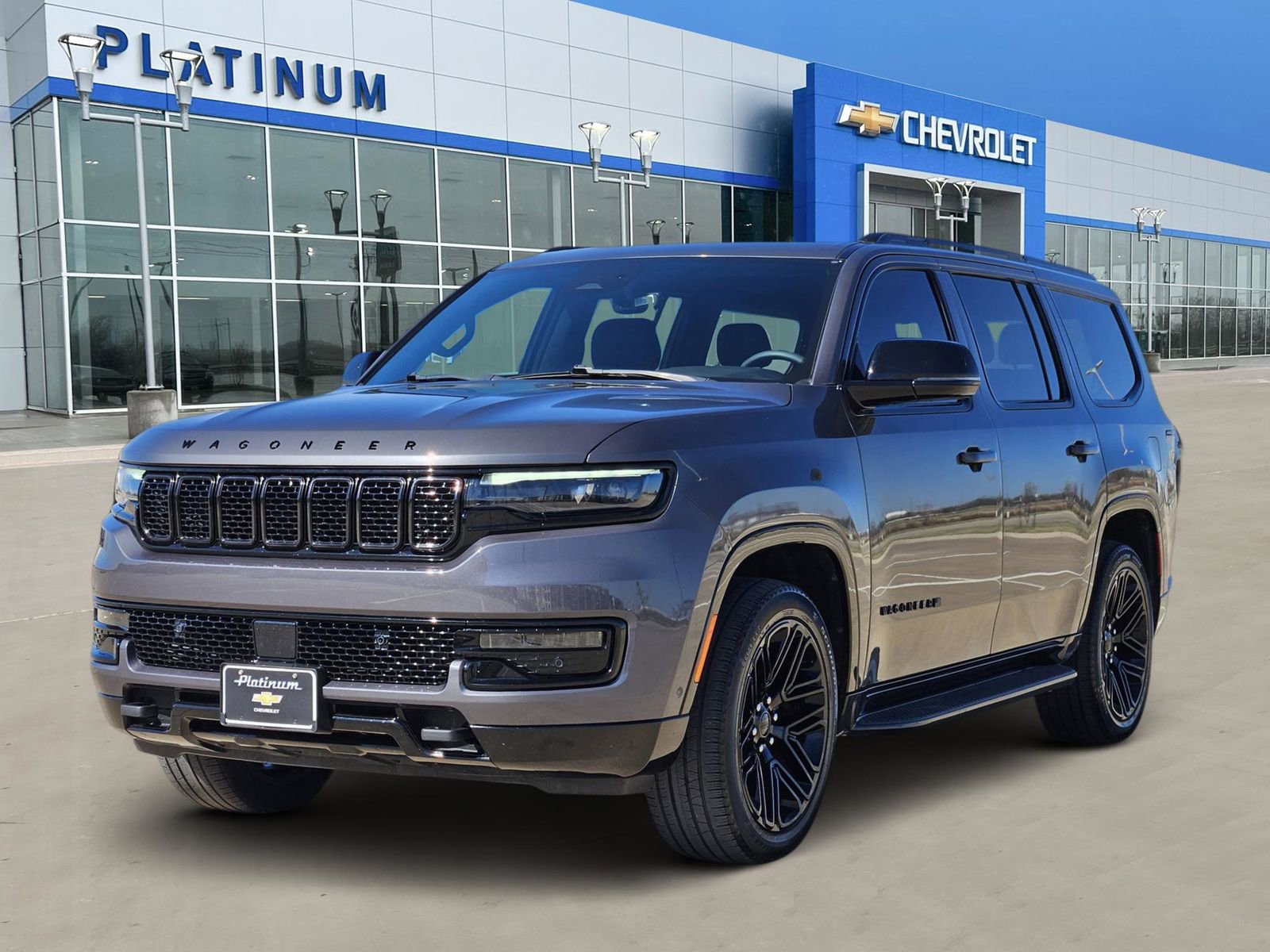 Used 2024 Jeep Wagoneer Series II image 2