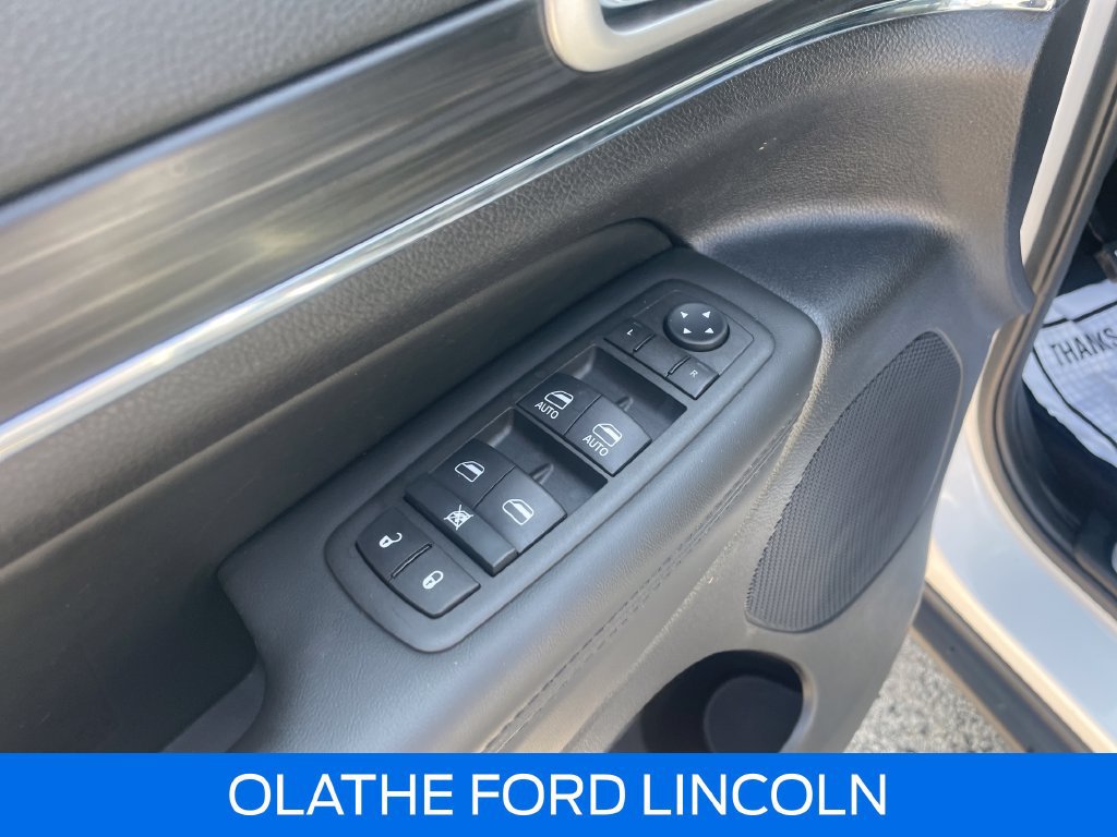 Used 2022 Jeep Grand Cherokee Limited w/ Trailer Tow Group IV AWD/4WD image 22