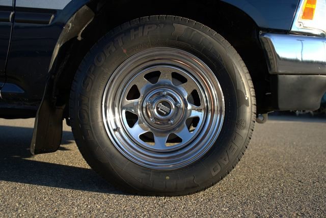 Used 1994 Toyota Pickup DX image 48