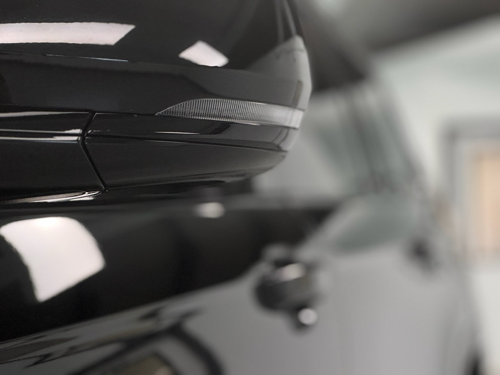 Used 2024 Jeep Grand Cherokee L Laredo image 12