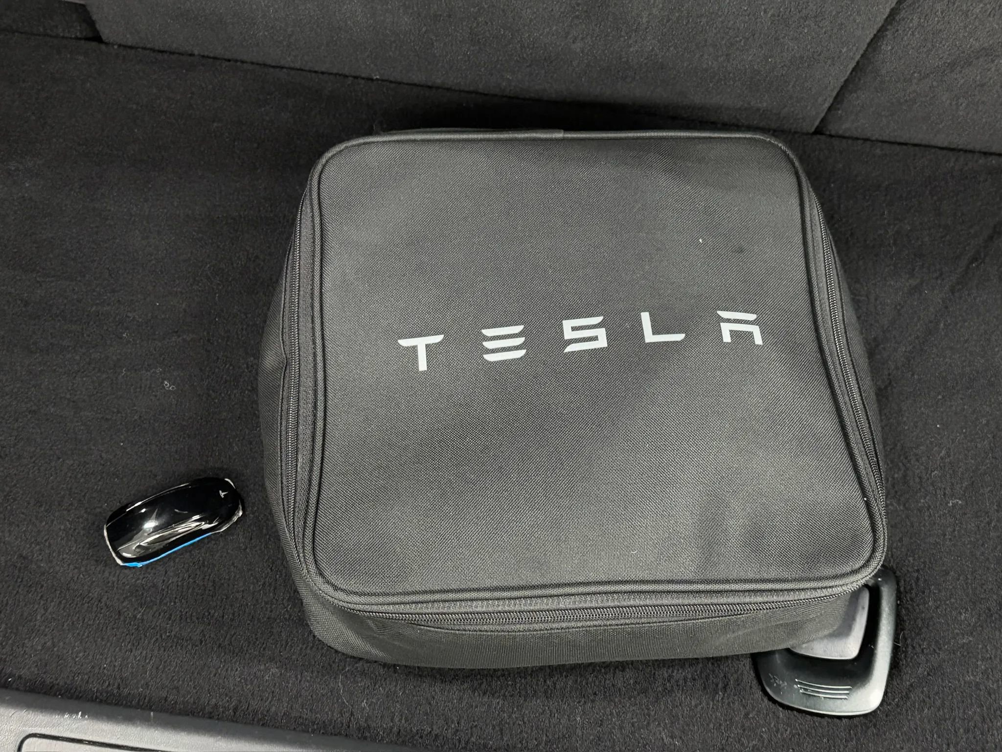 Used 2020 Tesla Model X Long Range AWD/4WD image 44