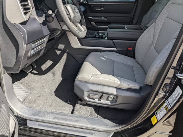 New 2025 Toyota Tundra SR5 image 4