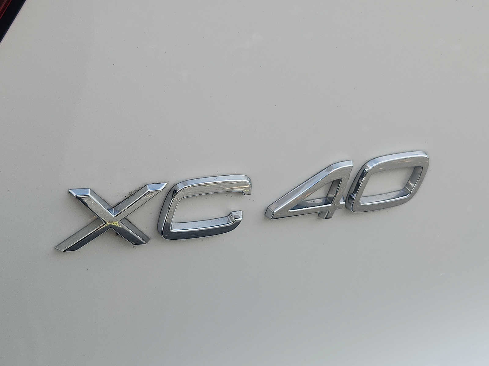 Used 2023 Volvo XC40 B5 Plus w/ Driver Assist Package AWD/4WD image 27