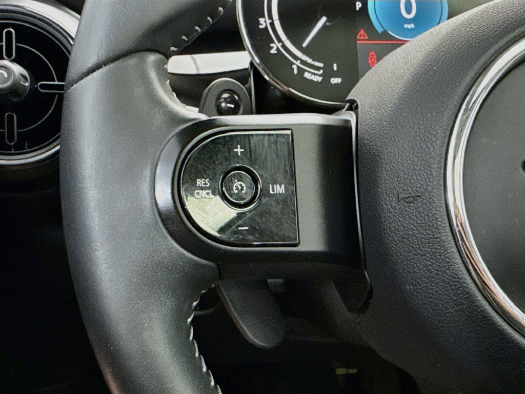 Used 2023 MINI Cooper S FWD image 11