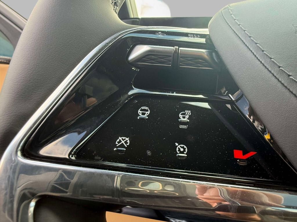 New 2025 Cadillac Escalade IQ Luxury 2 AWD/4WD image 18