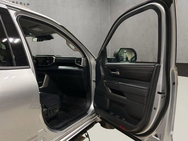 Used 2022 Toyota Tundra SR5 w/ SR5 Premium Package image 19