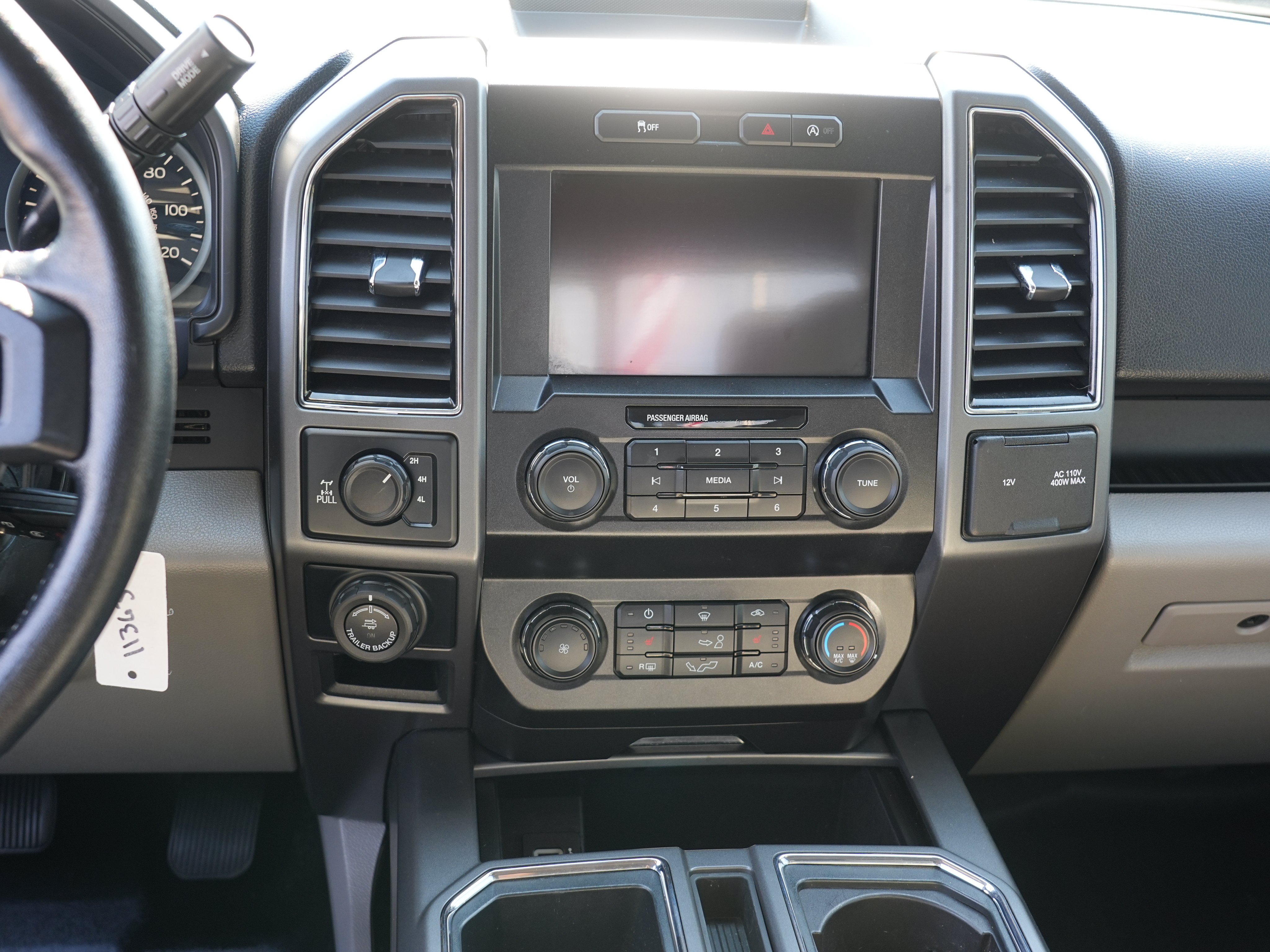 Used 2019 Ford F150 XLT w/ Equipment Group 302A Luxury AWD/4WD image 22