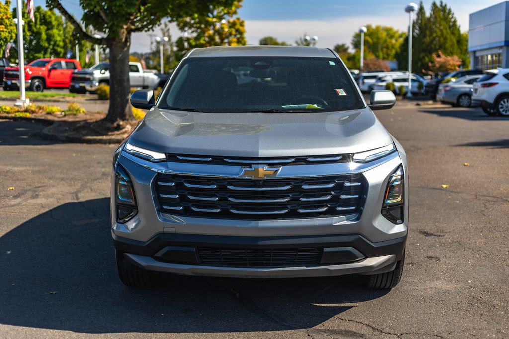 Used 2026 Chevrolet Equinox LT AWD/4WD image 5