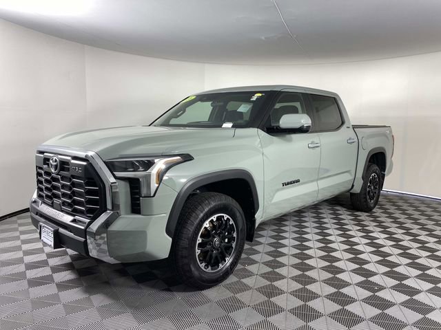 Used 2026 Toyota Tundra SR5 w/ TRD Off-Road Package AWD/4WD image 4