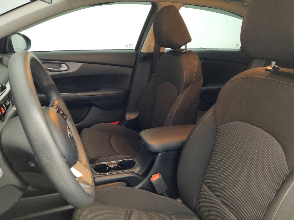 Used 2020 Kia Forte LXS image 17