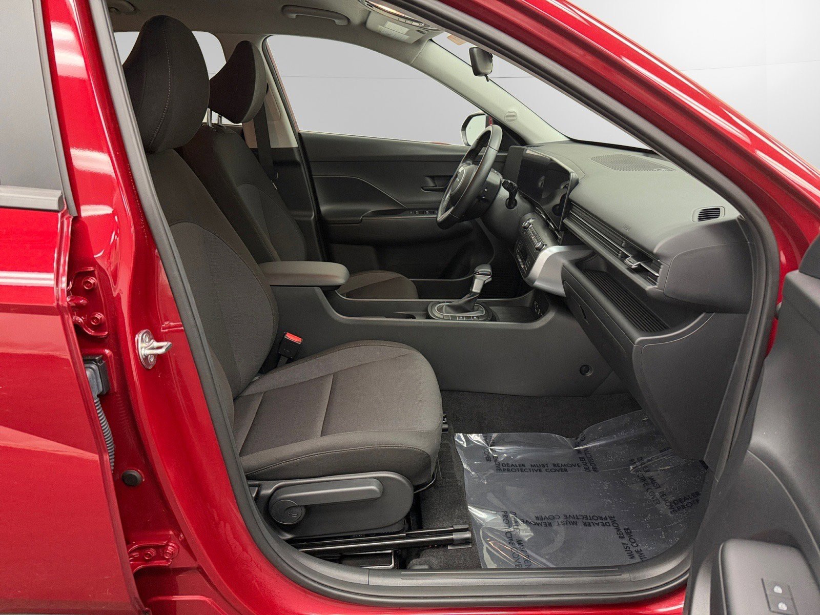 Certified 2024 Hyundai Kona SEL AWD/4WD image 15