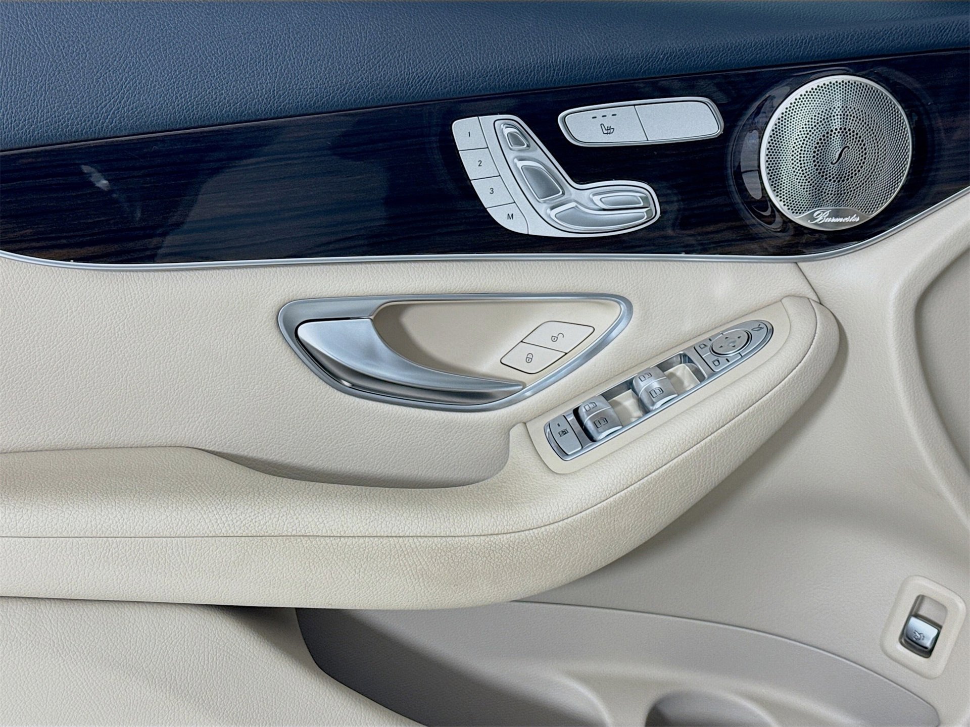 Certified 2021 Mercedes-Benz GLC 300 4MATIC image 19