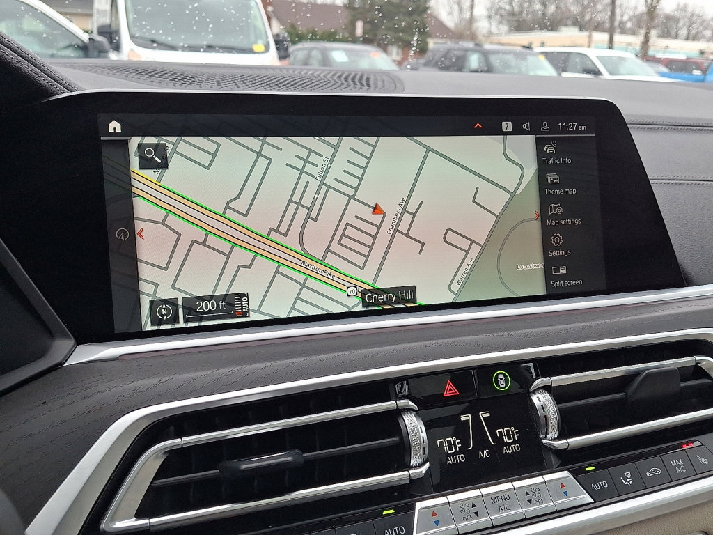 Used 2022 BMW X7 xDrive40i w/ Premium Package image 26