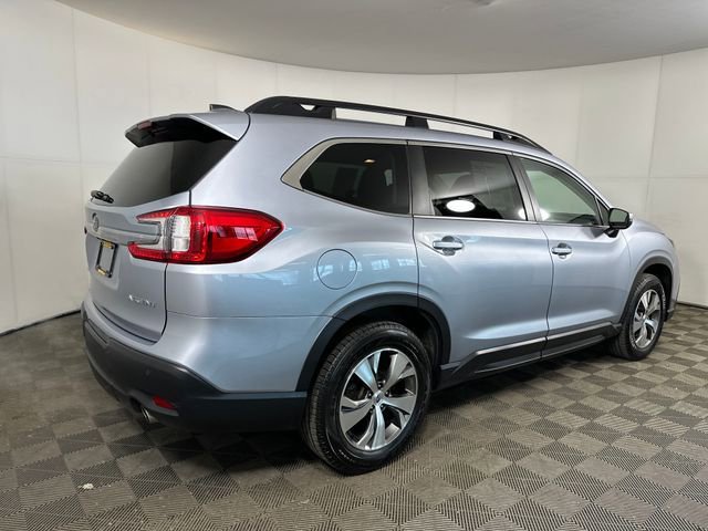 Used 2023 Subaru Ascent Premium w/ Convenience Package AWD/4WD image 3