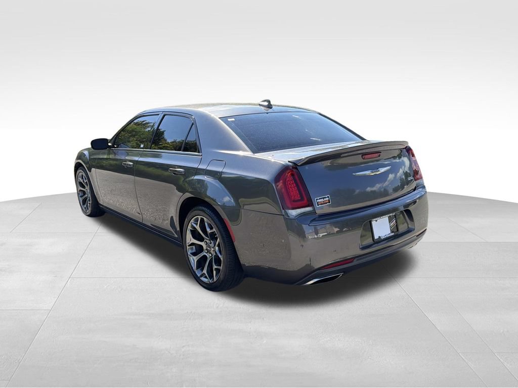 Used 2017 Chrysler 300 S RWD image 5