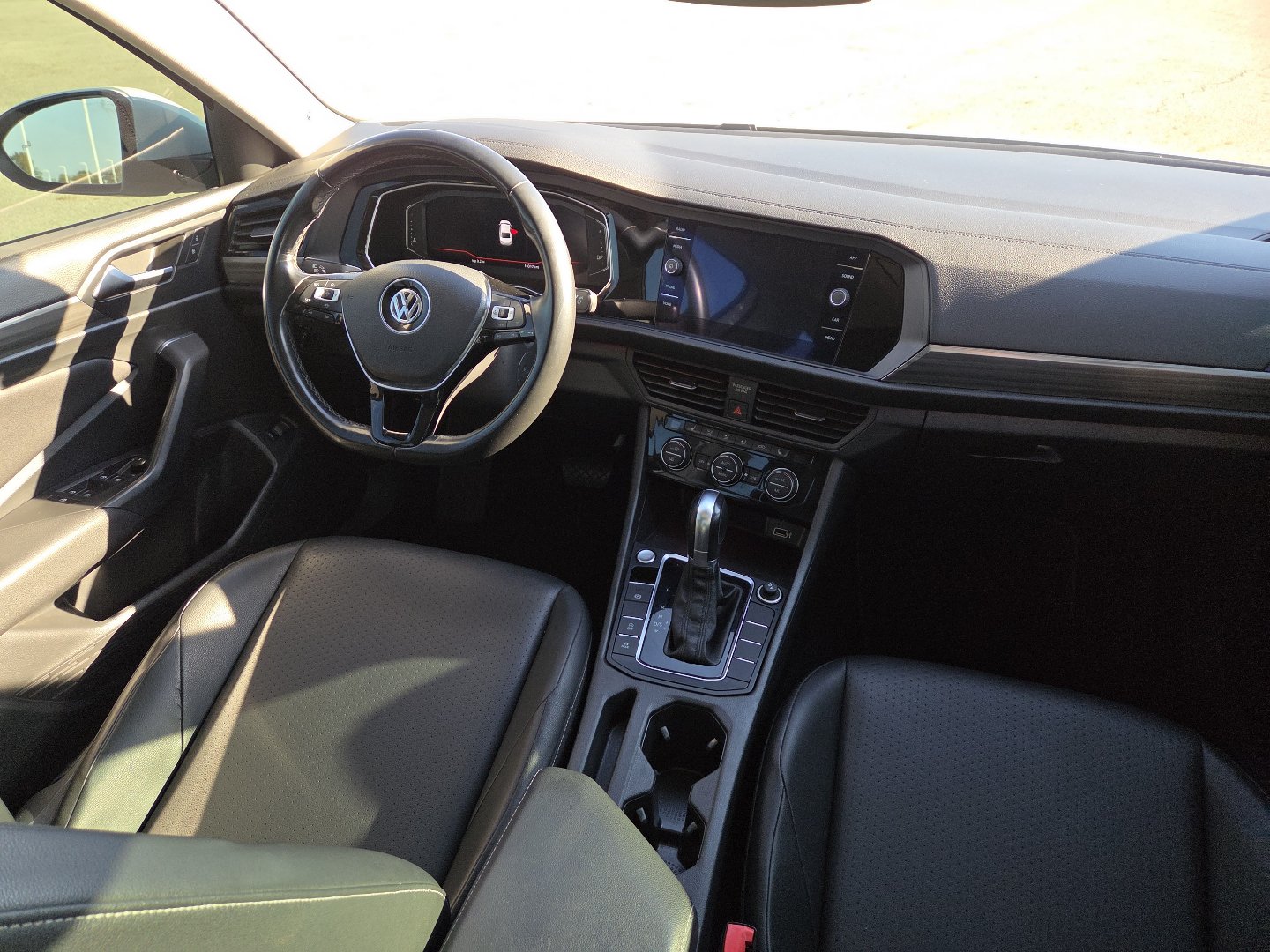 Used 2019 Volkswagen Jetta SEL FWD image 22