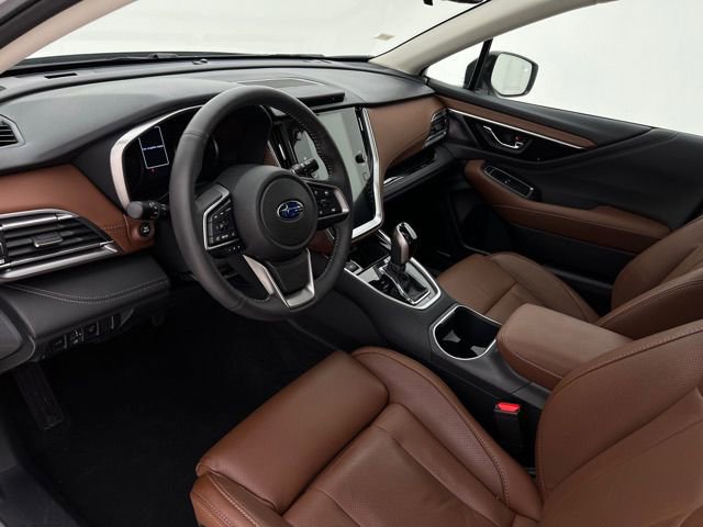Used 2025 Subaru Outback Touring XT AWD/4WD image 12