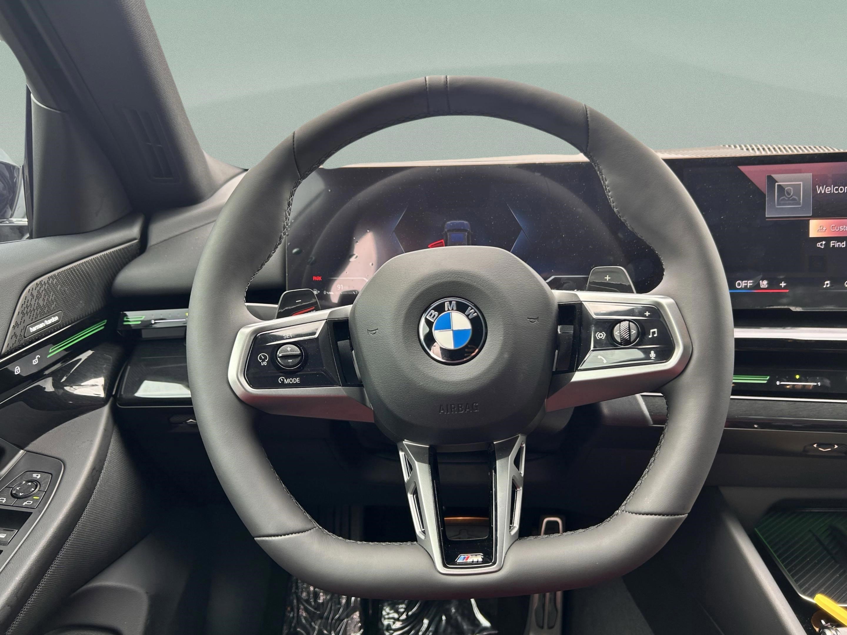 Used 2025 BMW 530i xDrive 530i xDrive w/ M Sport Package image 10