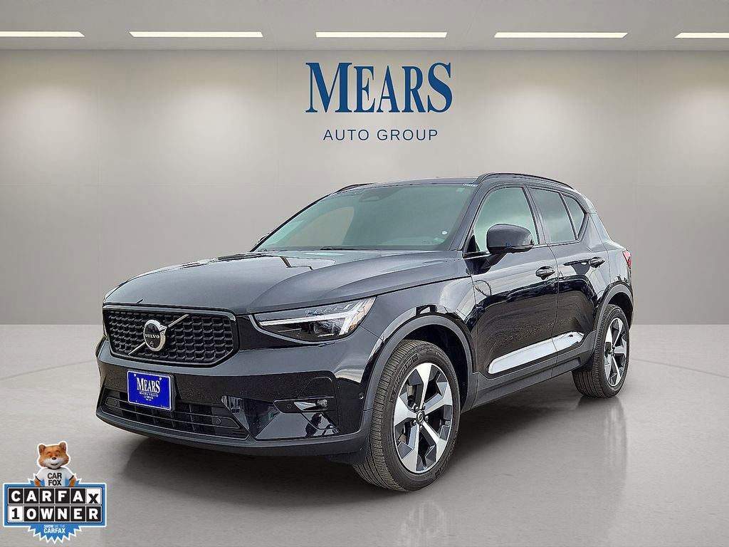 Certified 2024 Volvo XC40 B5 Plus w/ Climate Package