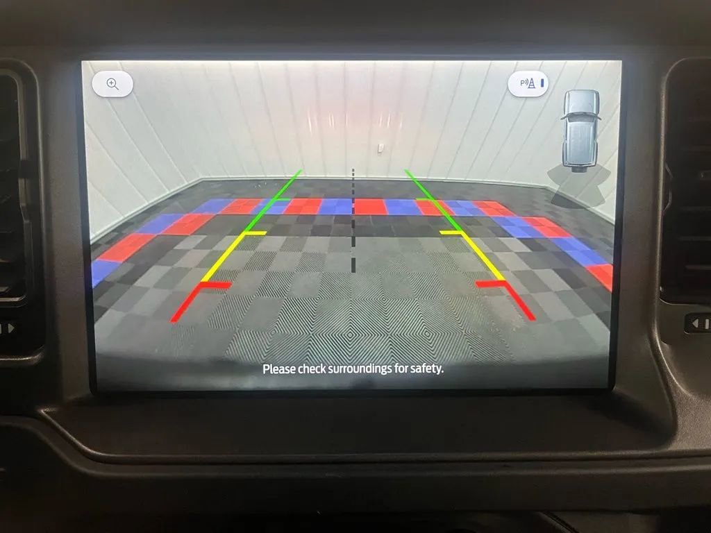 Used 2025 Ford Bronco Big Bend image 15