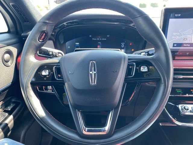 Used 2023 Lincoln Corsair Reserve w/ Equipment Group 202A image 27