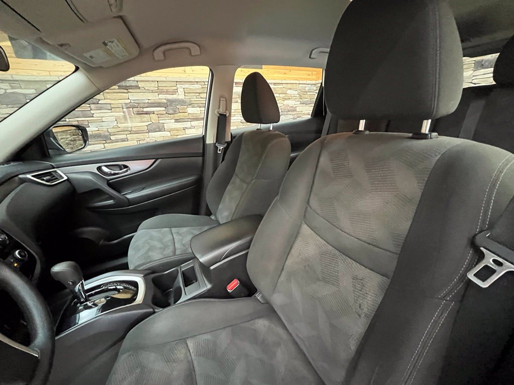 Used 2016 Nissan Rogue S AWD/4WD image 39