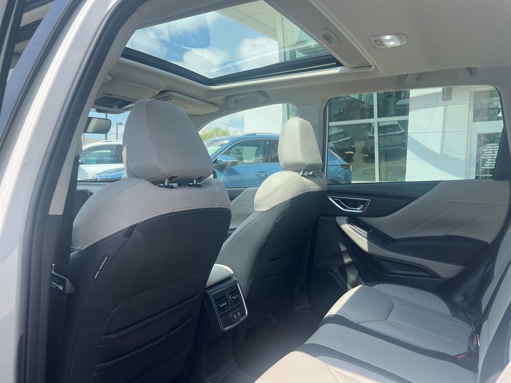 Used 2023 Subaru Forester Limited AWD/4WD image 17