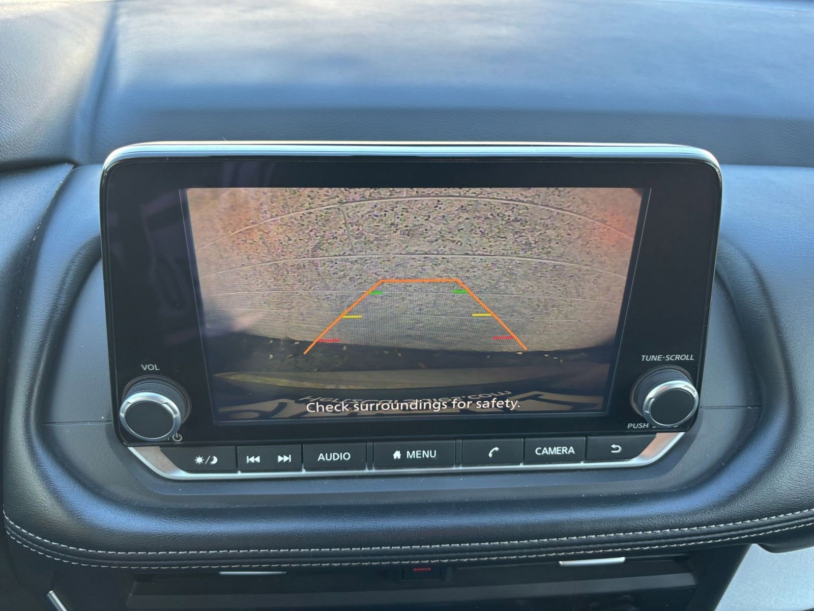 Used 2024 Nissan Rogue SV image 17