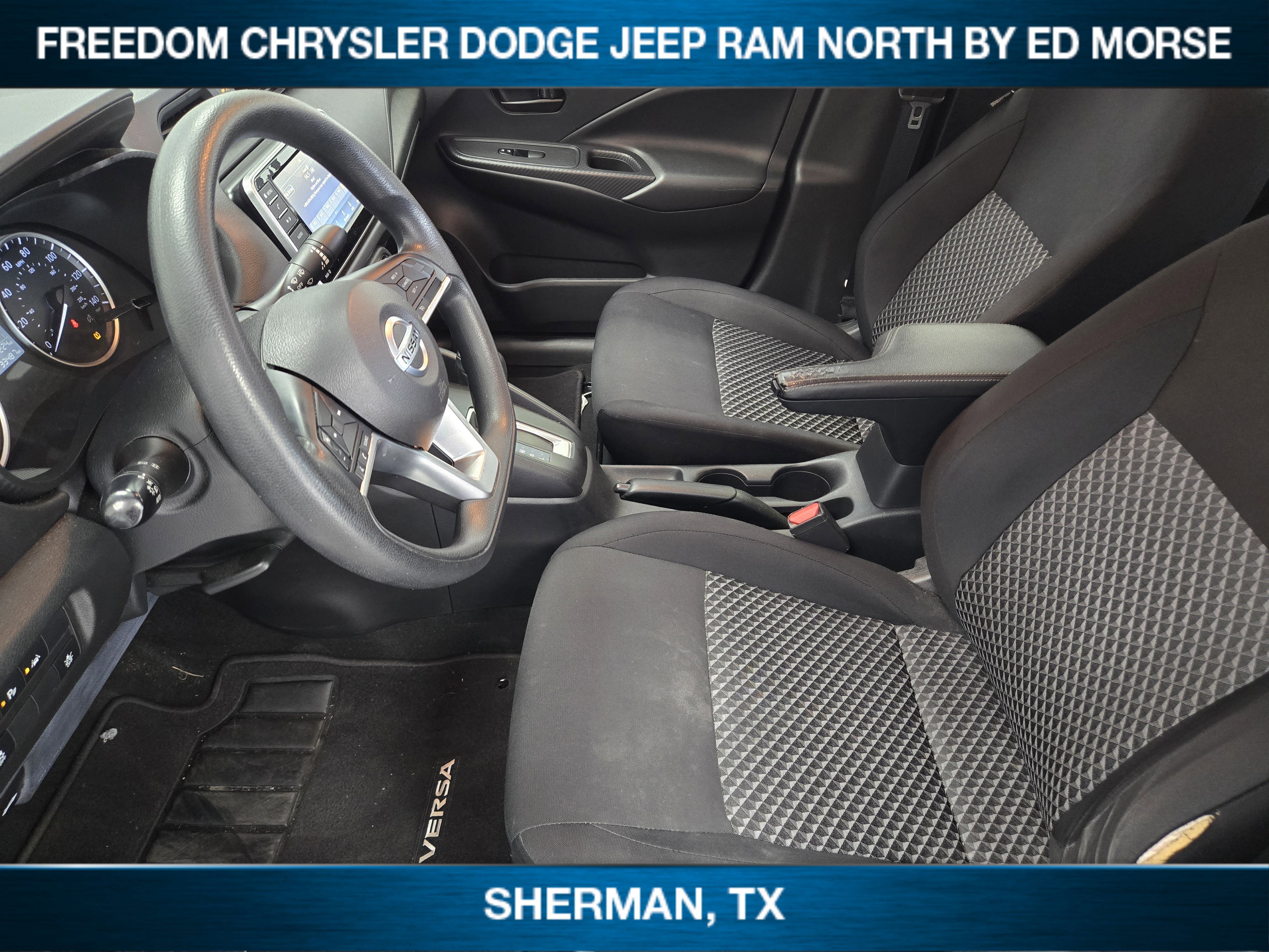Used 2022 Nissan Versa S FWD image 8