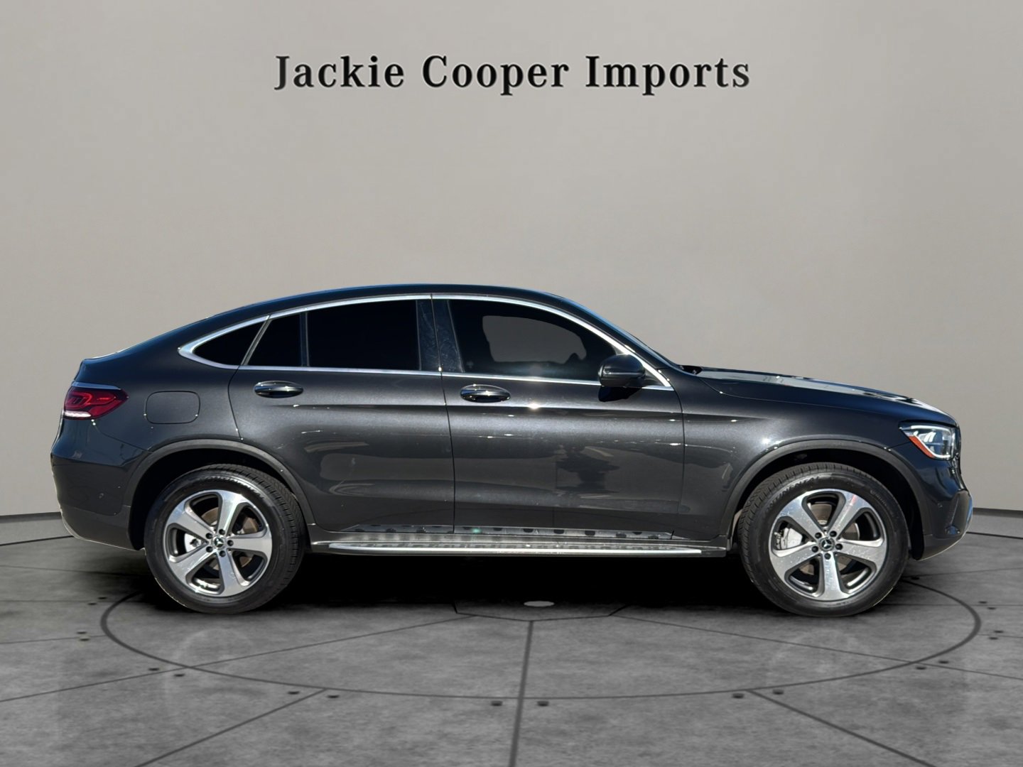 Used 2021 Mercedes-Benz GLC 300 4MATIC Coupe image 6