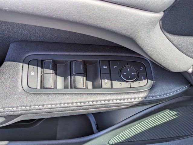 Used 2025 Lexus RX 350h w/ Convenience Package image 15