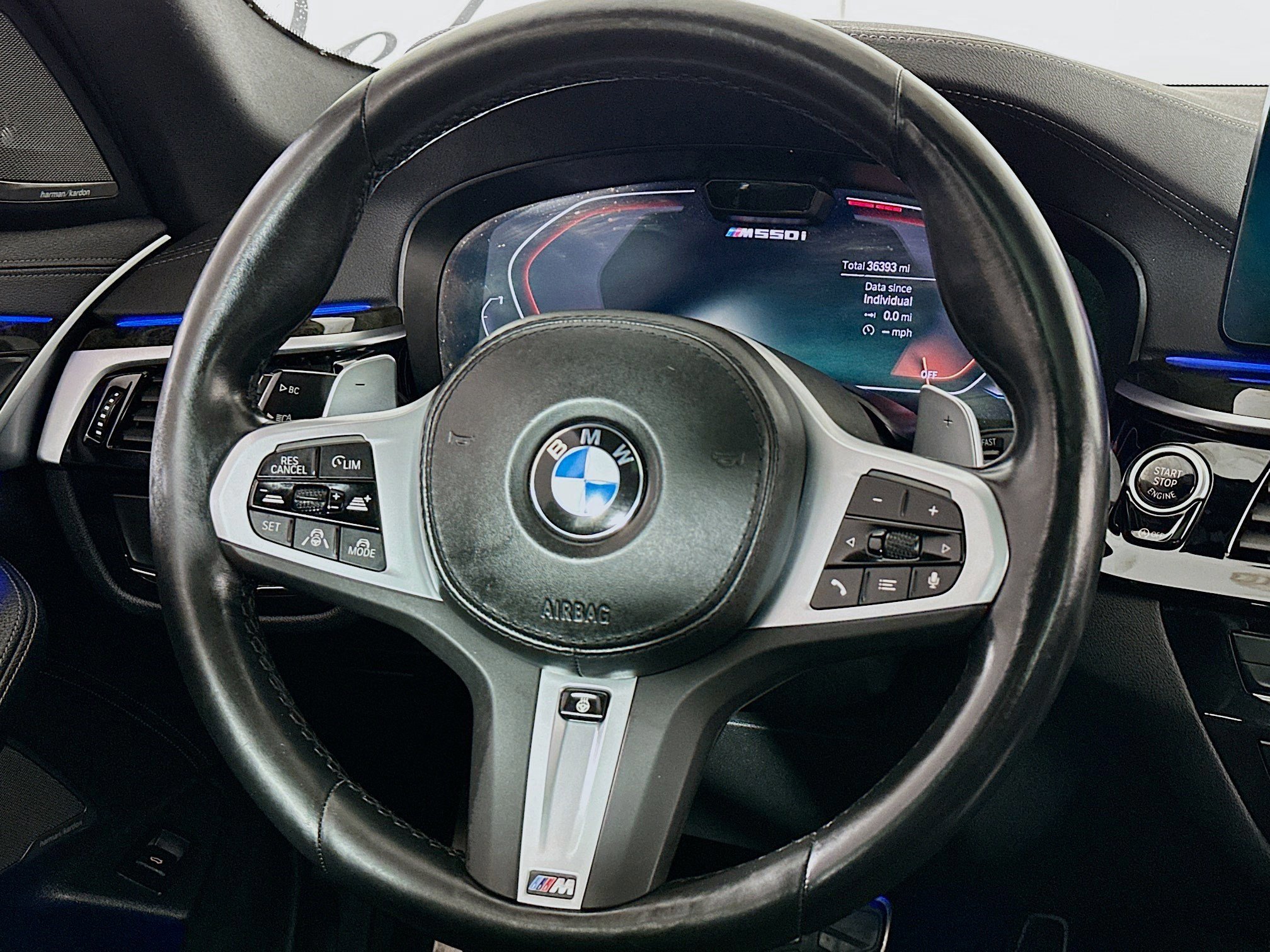 Used 2023 BMW M550i xDrive w/ Executive Package AWD/4WD image 8