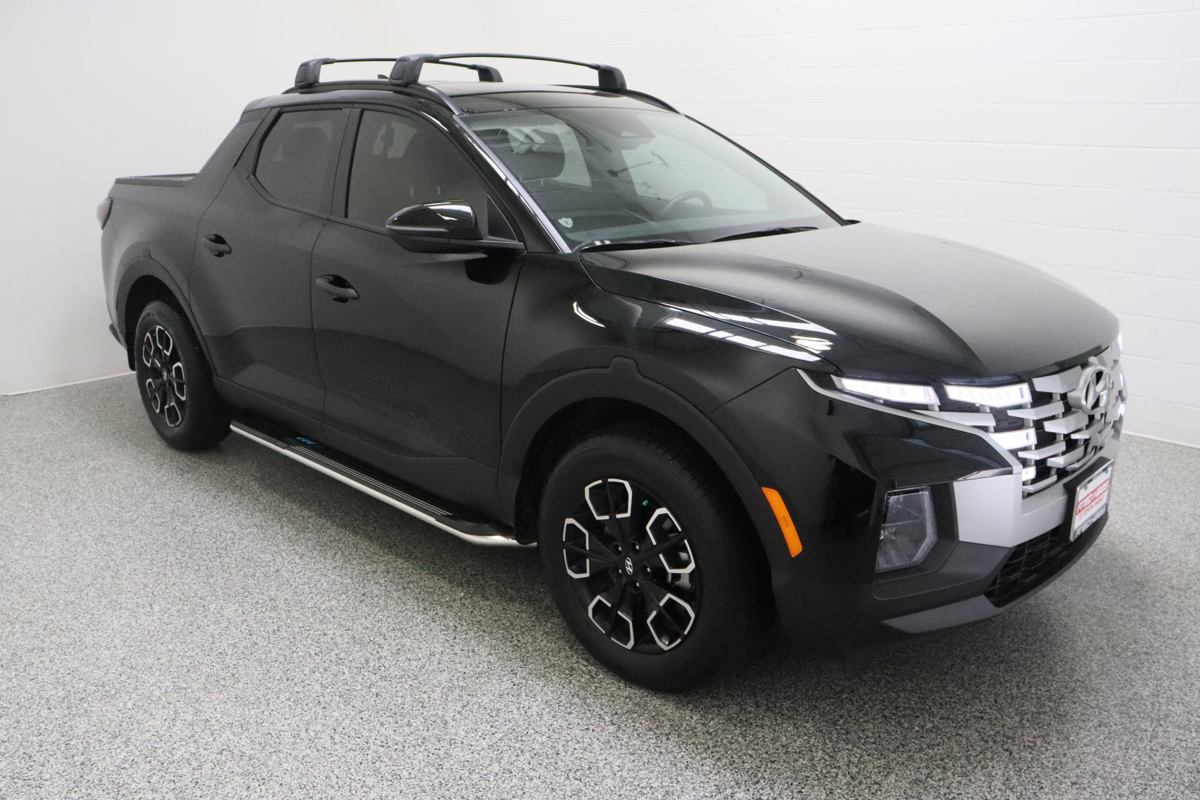 Used 2024 Hyundai Santa Cruz SEL w/ Activity Package FWD image 4