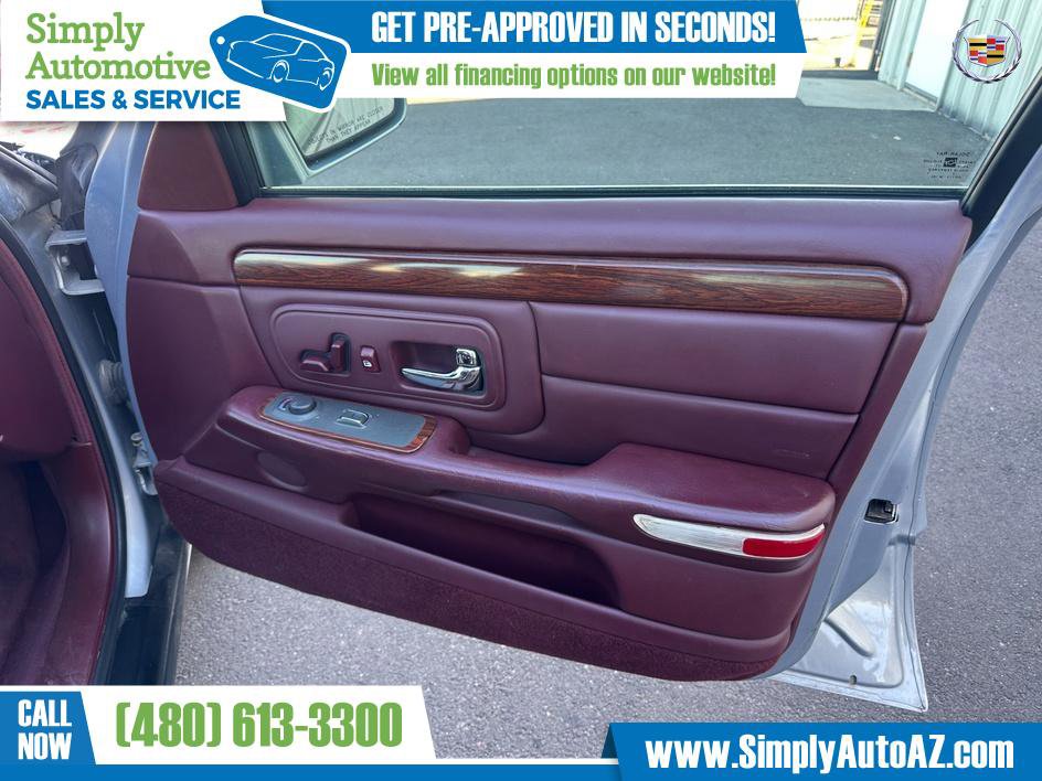 Used 1997 Cadillac De Ville Sedan FWD image 21