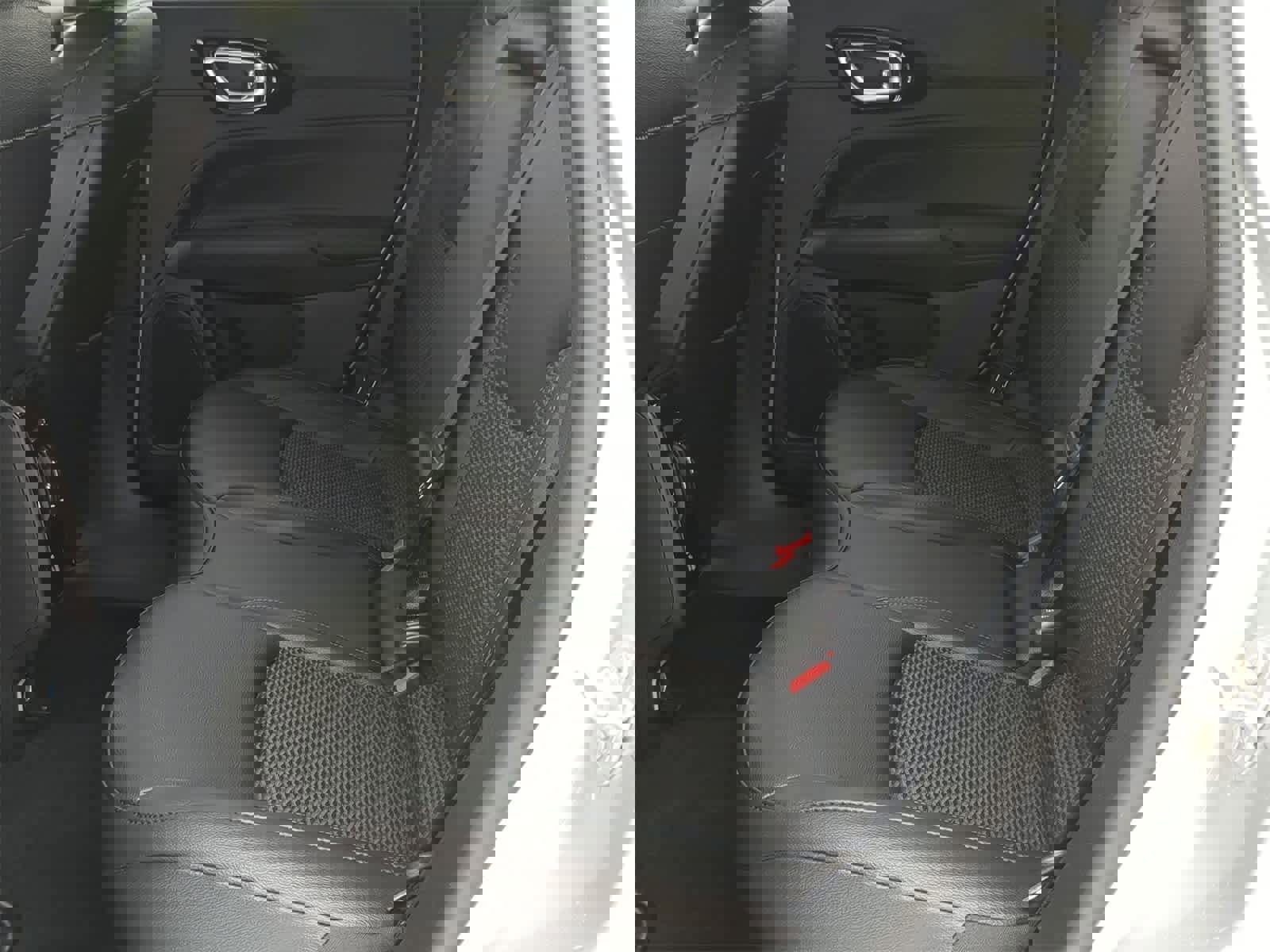 Used 2026 Jeep Compass Latitude w/ Quick Order Package 29K image 26