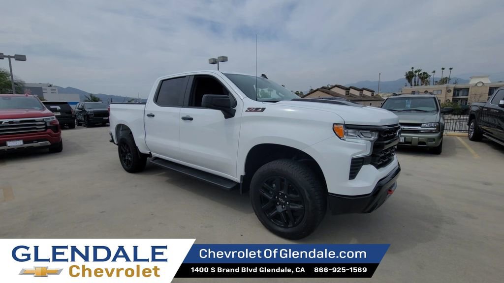 Certified 2025 Chevrolet Silverado 1500 LT Trail Boss AWD/4WD image 3