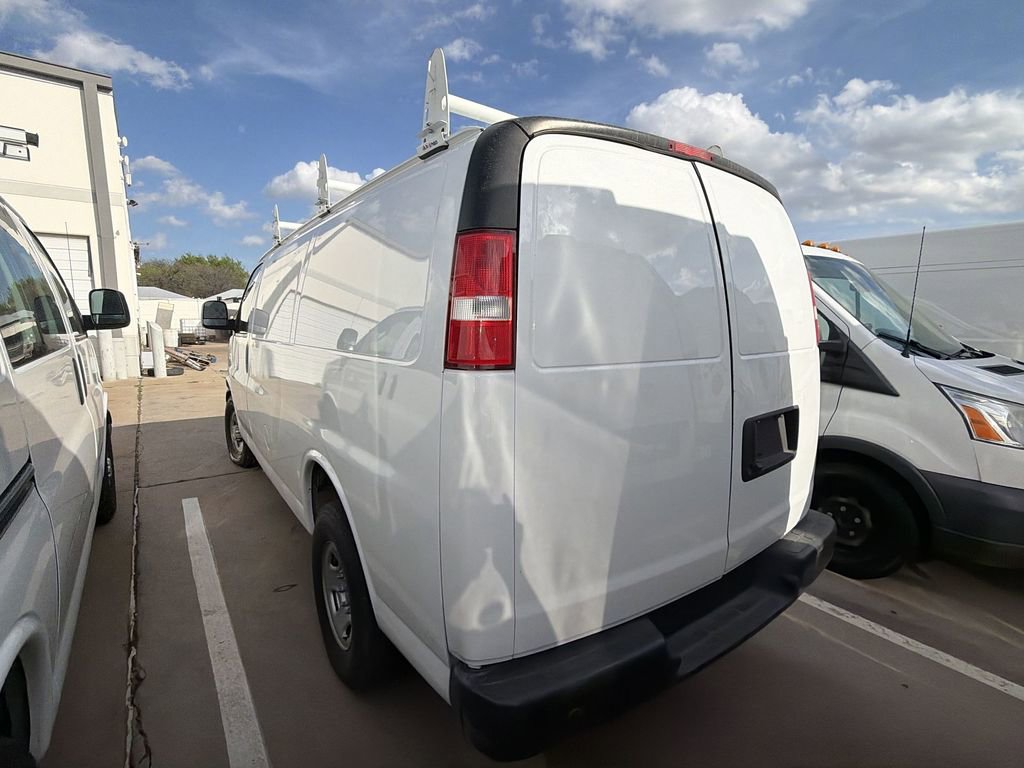 Used 2021 Chevrolet Express 2500 w/ Driver Convenience Package image 4