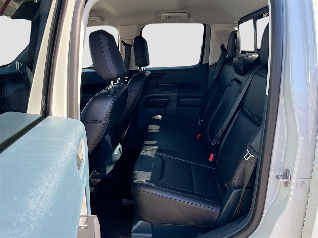 Used 2024 Ford Maverick Lariat w/ Black Appearance Package image 25