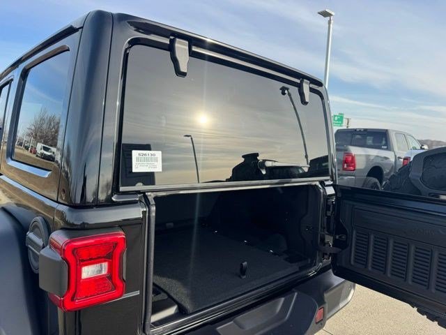 New 2026 Jeep Wrangler Unlimited Rubicon w/ Safety Group AWD/4WD image 33